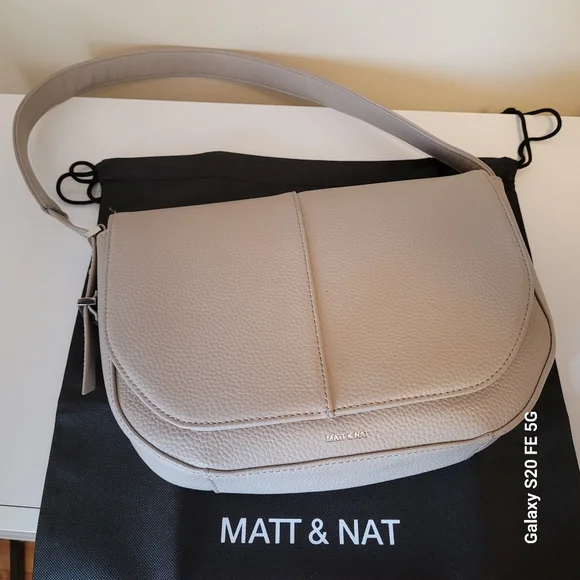 Purse - Picture 2 of 2